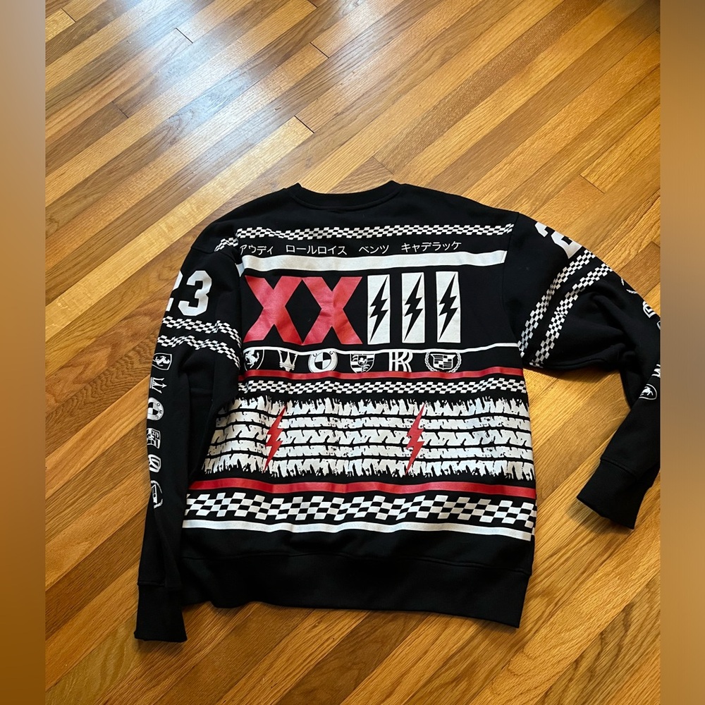 Bare fox sweatshirt